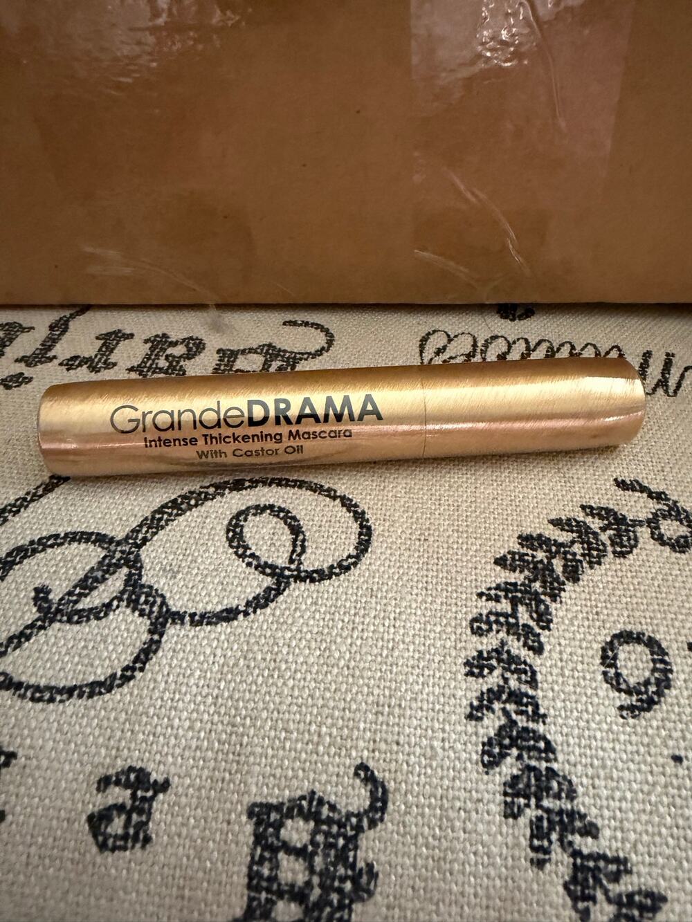 GrandeDRAMA mascara
